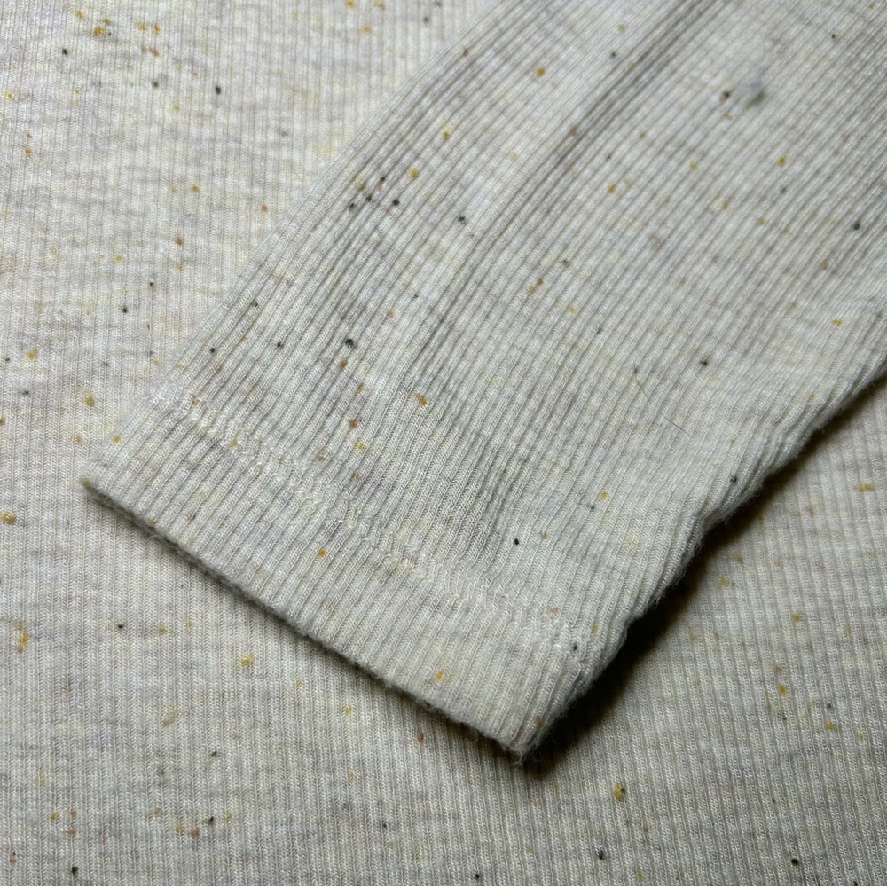 Cabi Oatmeal Color Henley V Neck Long Sleeve Top Size Small - Picture 9 of 14